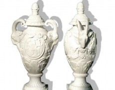 Vaso in marmo Ariete