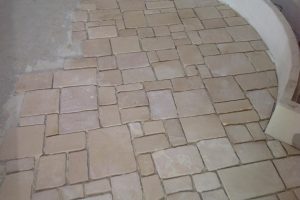OFFERTA STOCK: Pavimento anticato: Trani opus chianca murgiana