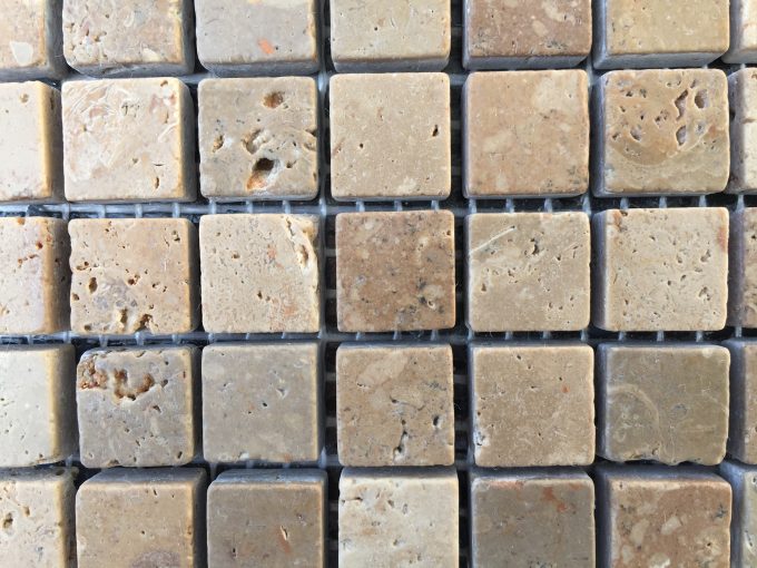 Mosaico travertino noce